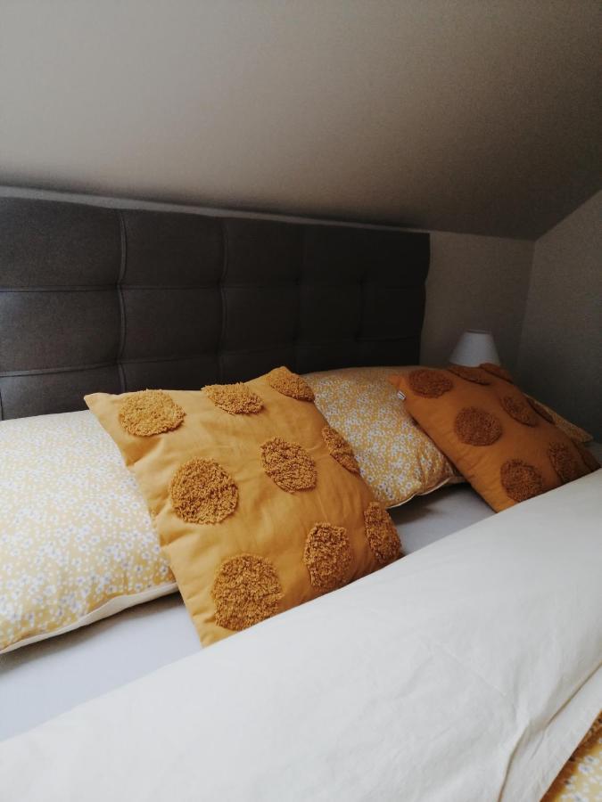 Apartman Pri Parku Sered' Ngoại thất bức ảnh